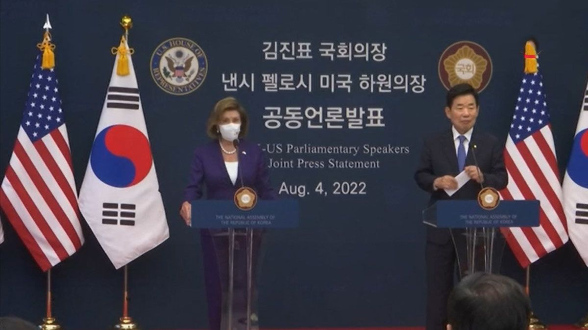 Nancy Pelosi, ahora lleva la polémica internacional a Corea (Foto: AP)