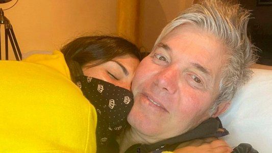 Barby Franco sufrió un accidente en la ruta y Fernando Burlando la socorrió