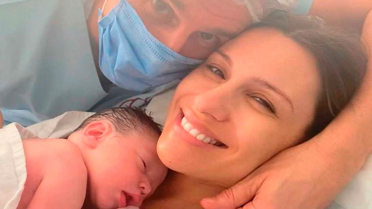 La hija de Pampita protagonizó su primera producción de fotos.