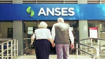 Aumento para jubilados de ANSES en marzo: de cuánto sería y cómo quedará contra la inflación (Foto: archivo)