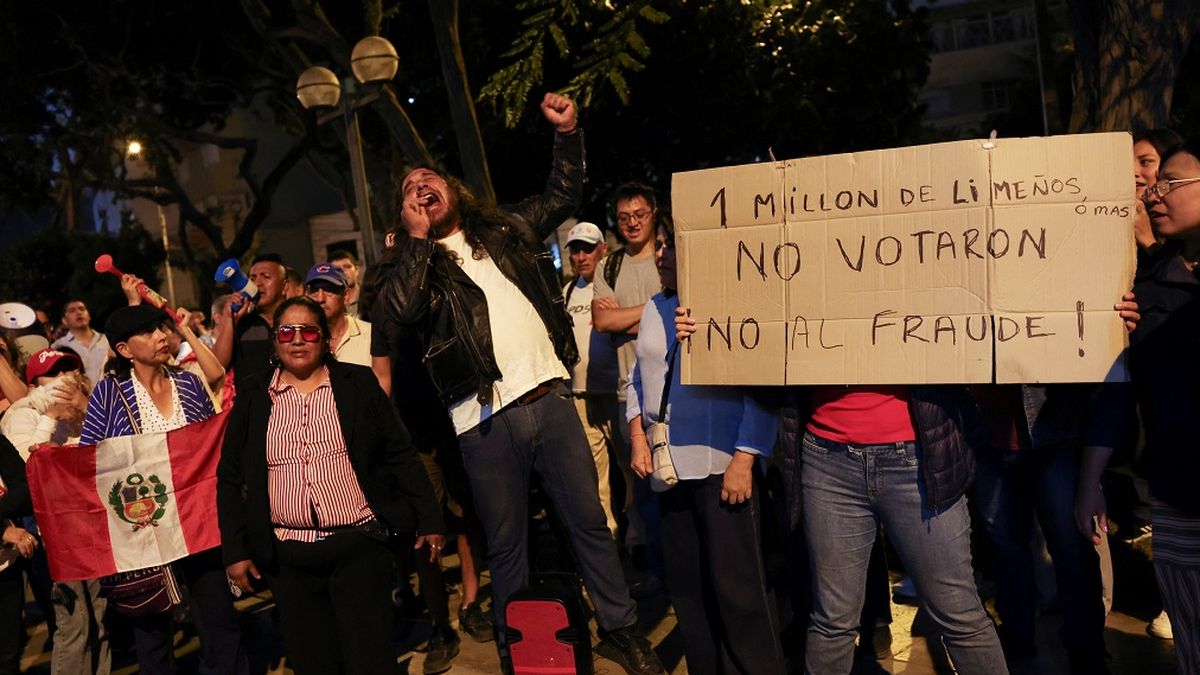 Elecciones muy reñidas en Perú