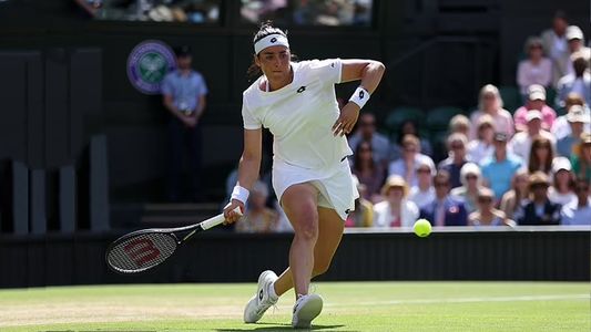 Adiós a un rito de Wimbledon: por qué cancelaron la exigencia de que las mujeres se vistan de blanco