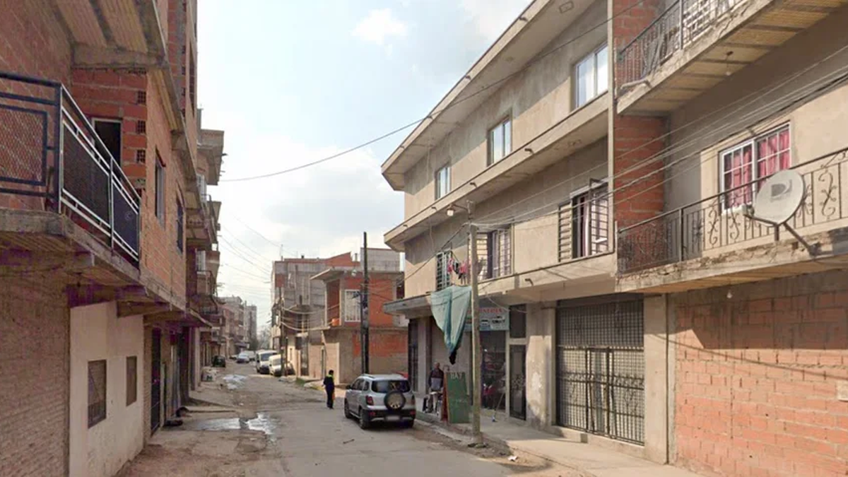 Encontraron a una mujer muerta y su pareja fue detenida en Villa Celina. (Foto: NA)