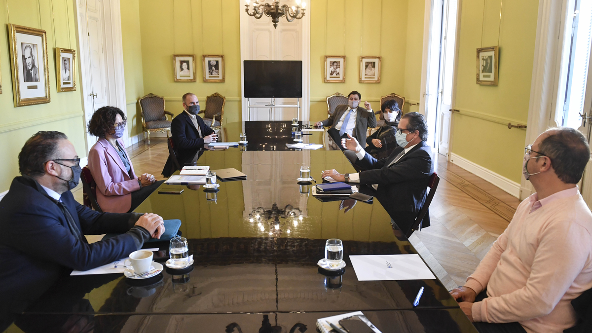 El Gobierno salió a poner calma por el dólar y la inflación y descartó un cimbronazo antes o después de las elecciones. (Foto: Jefatura de Gabinete).