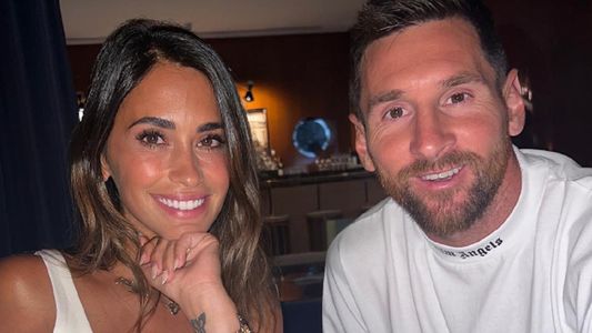 La foto de Antonela Roccuzzo y Messi para celebrar la victoria de Argentina frente a Australia
