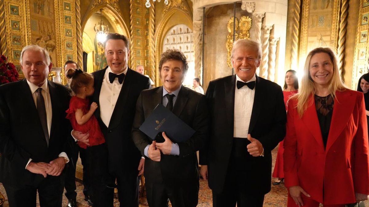 Javier Milei logró su esperada foto con Donald Trump en Estados Unidos