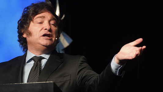 El Gobierno niega que la política de intervención cambiaria pueda afectar las reservas del BCRA