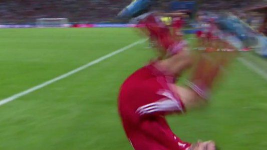 ¿Qué hizo?: el insólito lateral que quiso hacer un iraní