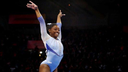 Simone Biles es leyenda: ya es la gimnasta más ganadora en la historia de los mundiales