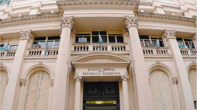 Informe del Central: consultoras y bancos esperan una inflación del 48,2% para los próximos 12 meses y dólar a $ 65 para fin de año