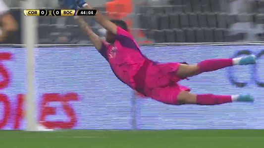 Gigante Rossi: el arquero de Boca volvió a atajar un penal, esta vez contra Corinthians en Brasil
