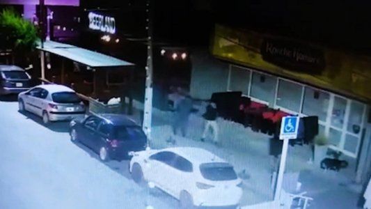 Difunden un nuevo video del ataque de los rugbiers a Fernando Báez Sosa que probaría la premeditación del crimen