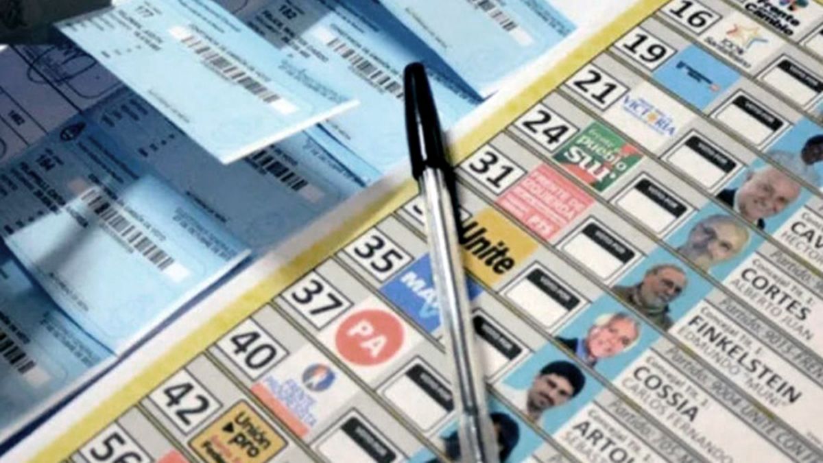 La oposición firmará dictamen sobre Boleta Única Papel y apura el debate en el recinto. (Foto: Télam)