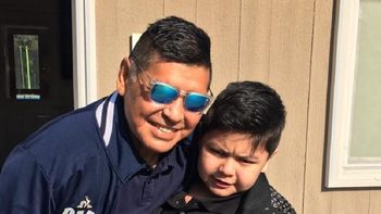 El fuerte mensaje de Dieguito Fernando a Maradona: Papá, recuperate pronto así jugas conmigo