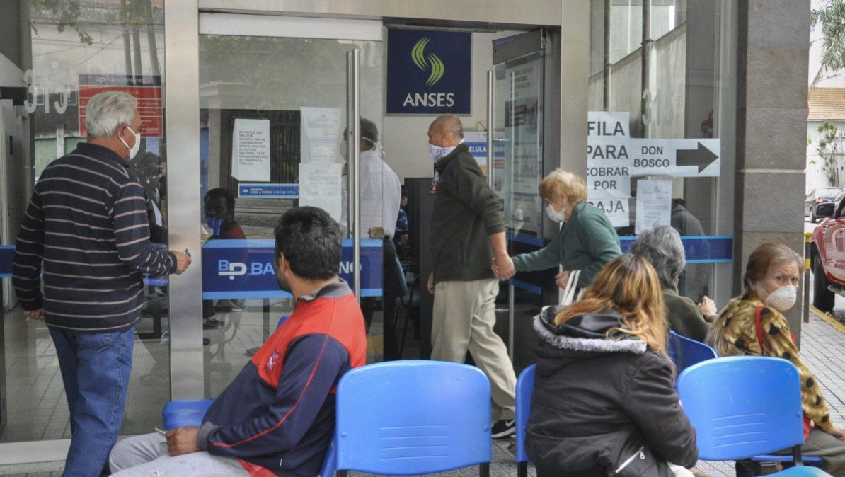 Prestación por desempleo: Quiénes cobran hoy 30 de marzo 2021