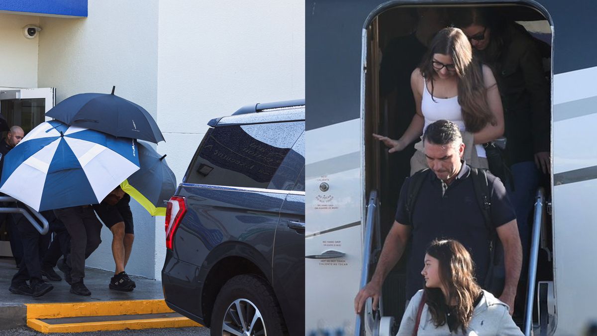 Flávio Bolsonaro protegido con paraguas al momento de dejar el aeropuerto en Miami. (Foto: A24.com)