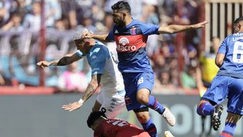 el peor momento de copetti en racing: salio lesionado en el primer tiempo y se teme algo grave el peor momento de copetti en racing: salio lesionado en el primer tiempo y se teme algo grave