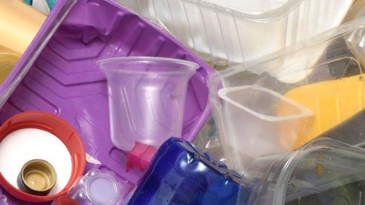 Timor Oriental está por convertirse en el primer país neutral en plástico del mundo