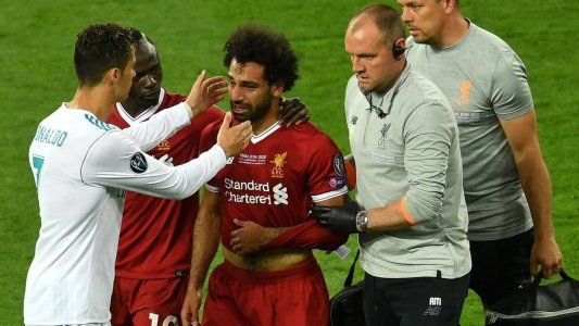Alerta: Mohamed Salah será operado del hombro y se perdería el Mundial