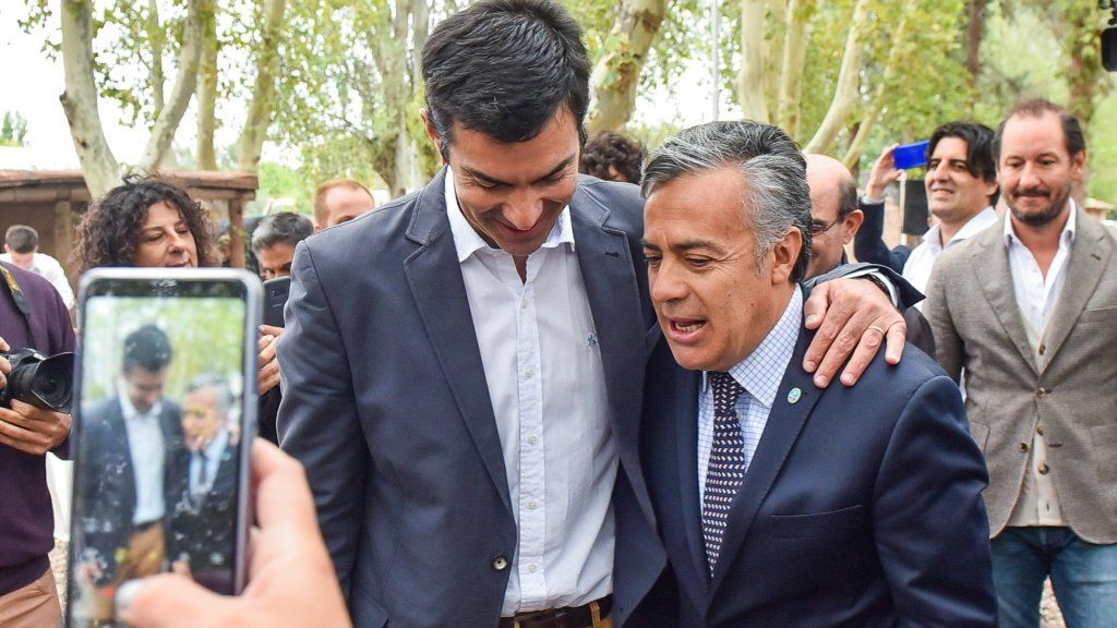 Más ruido en Cambiemos: el presidente del radicalismo pidió sumar a Lavagna, Pichetto, Urtubey y Massa