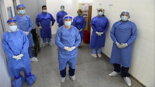 El personal de salud de la provincia de Buenos Aires no deberá aislarse al ser contacto estrecho