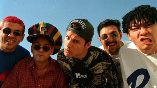 Soñó que el avión se caía, salieron de gira y la banda que era un éxito mundial terminó en tragedia