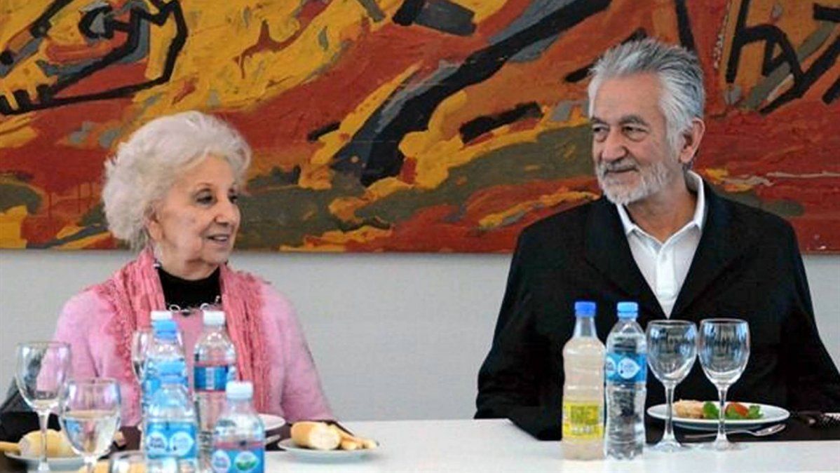 Después de que Carlotto perdonara a Rodríguez Saá, familiares de desaparecidos le enviaron una carta