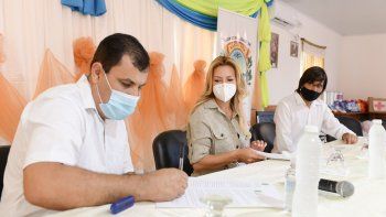 Fabiola Yañez articuló en Santa Ana, Misiones, un acuerdo para la provisión de agua potable