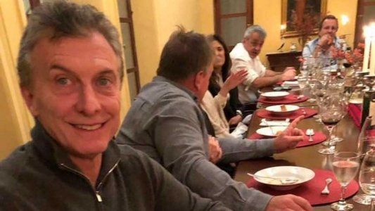¿Por qué Mauricio Macri publicó una foto comiéndose un flan?