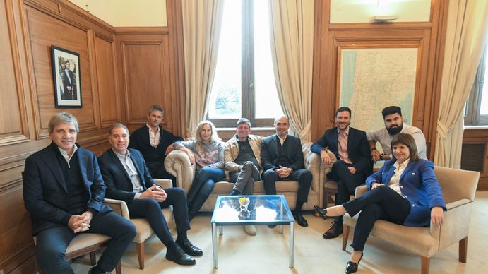 El Gobierno comienza una semana con agenda política completa: reunion de Gabinete, Mesa Política y tratamiento de dos proyectos clave