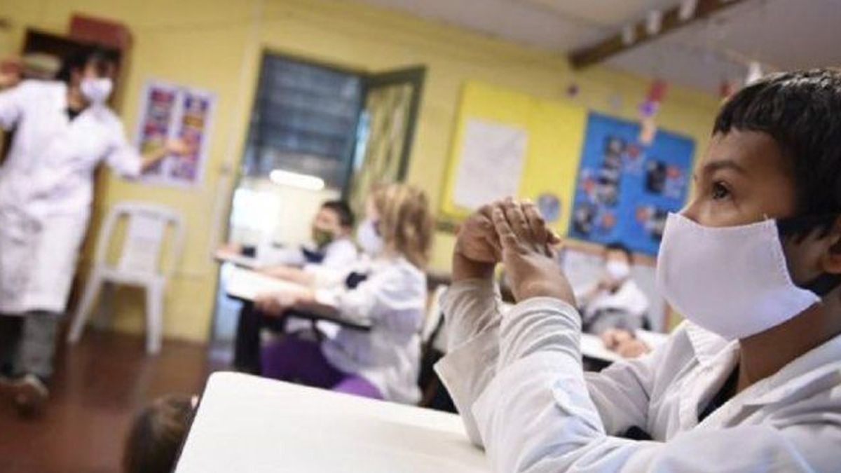 Mundial Qatar 2022: Santa Fe adelantó que no justificará las faltas de los alumnos los días que juegue la Selección Argentina (Foto: portal Esperanza día x día).