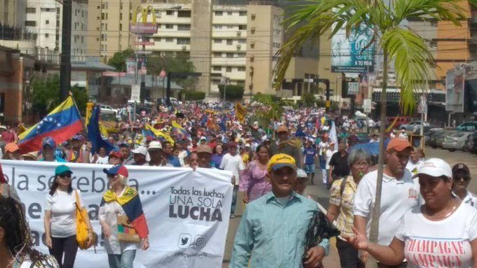 Juan Antonio Guaidó encabeza una nueva marcha contra el poder de Nicolás Maduro en Venezuela