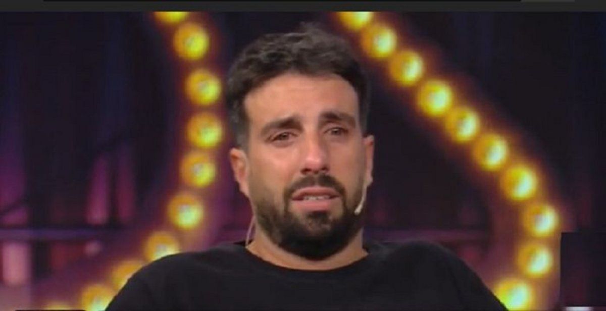 Flavio Azzaro se quebró al hablar de la depresión que sufrió durante años