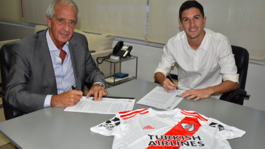 Fernández 2023: Nacho extendió su contrato con River por tres años más