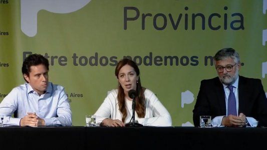 Vidal anunció el acuerdo salarial con los docentes bonaerenses tras 14 meses de tironeos: Dejamos atrás el conflicto con los gremios