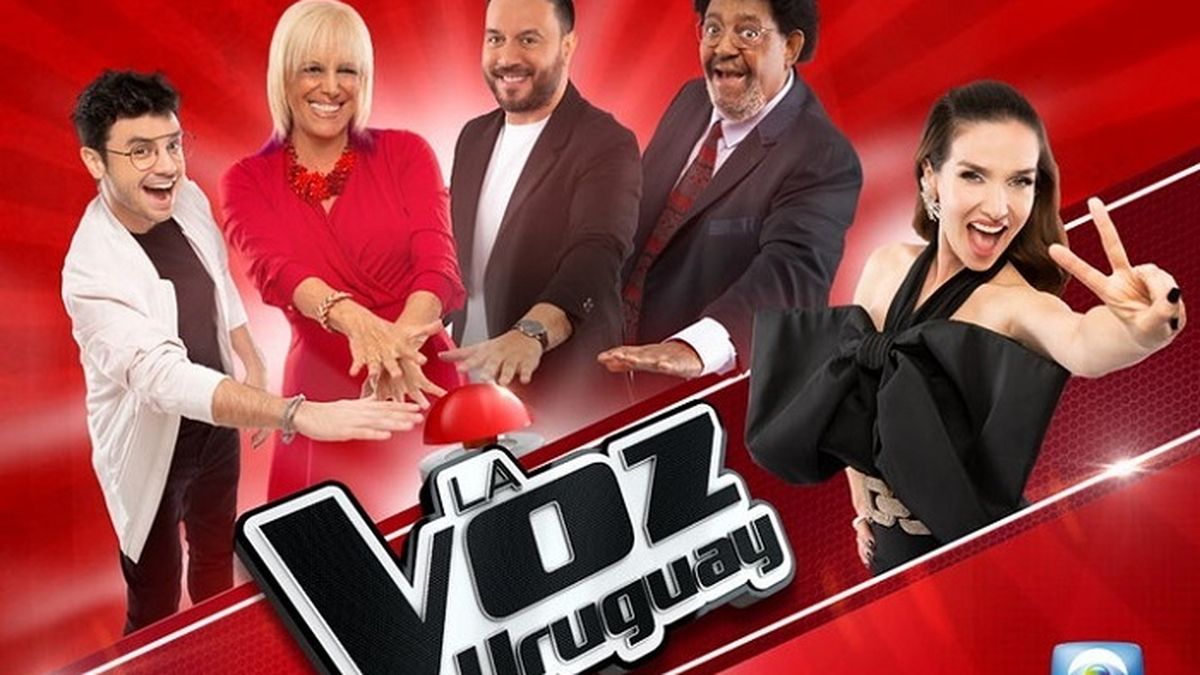 Rub&eacute;n Rada, Valeria Lynch, Agustina Casanova y Lucas Sugo son los jurados de la versi&oacute;n uruguaya del reality La Voz que conduce desde ayer Natalia Oreiro en la pantalla del canal 10 del pa&iacute;s charr&uacute;a.&nbsp;