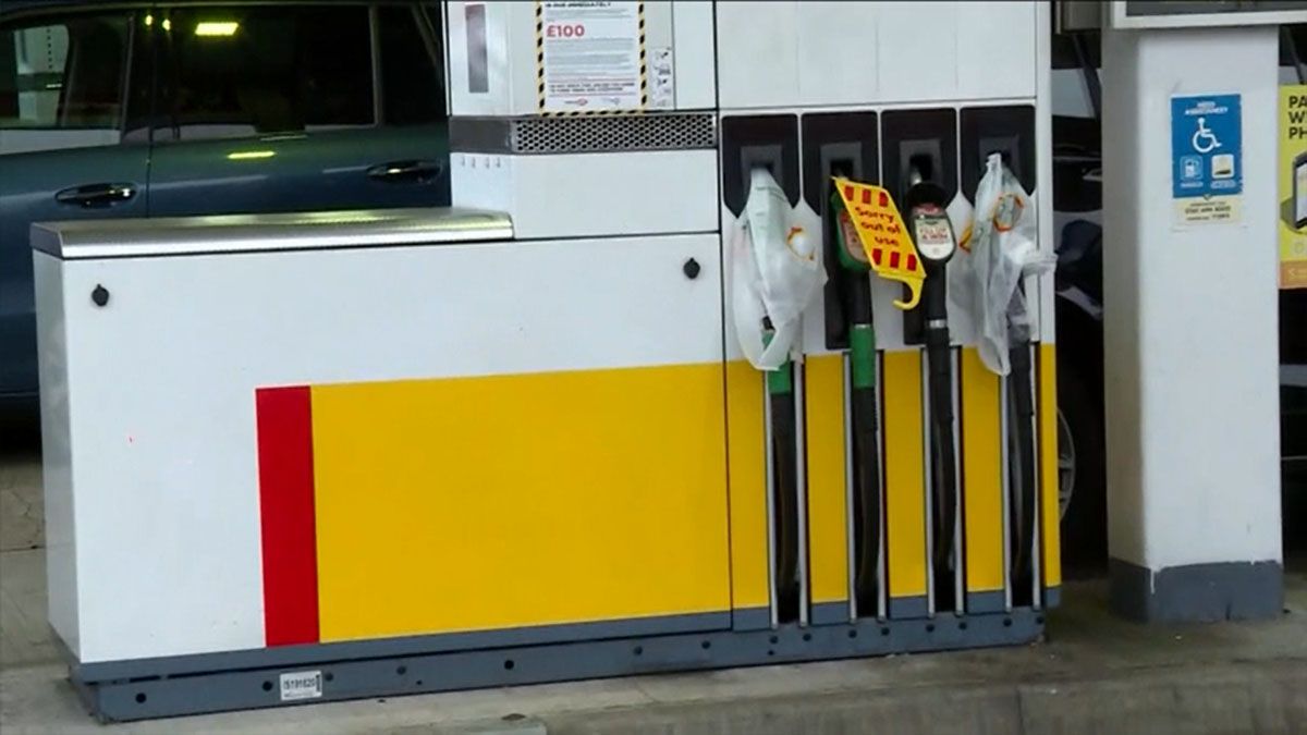Los surtidores de varias zonas del país, sin gasoil para el campo ni los automovilistas. (Foto archivo: AP)
