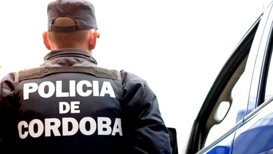 Brutal ataque en Córdoba: atacaron a pedradas a un policía hasta desmayarlo