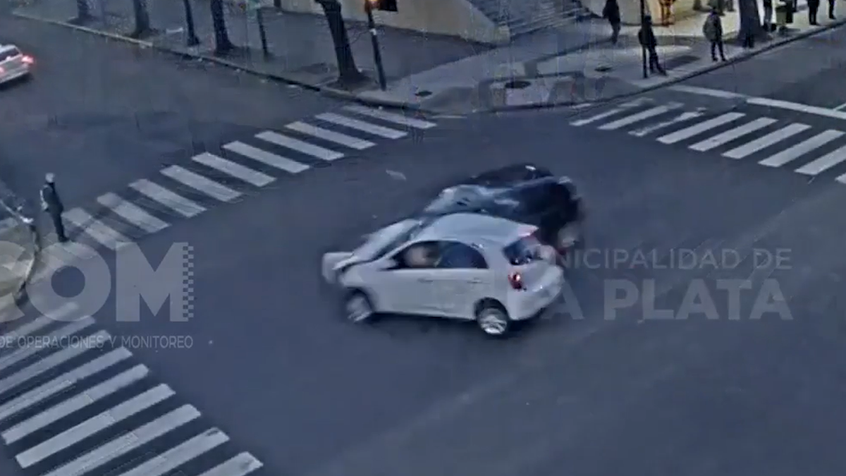 El momento del terriblechoque. (Foto: captura video)