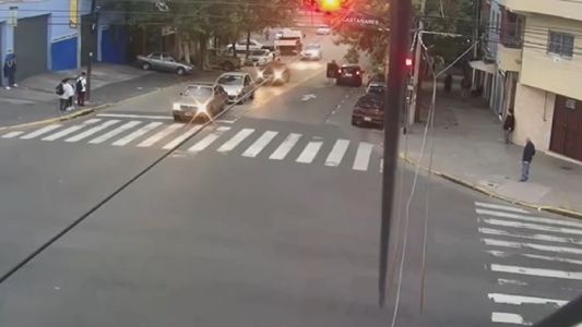 Video: así fue la violenta pelea por un parabrisas roto que terminó con dos muertes en Parque Chacabuco