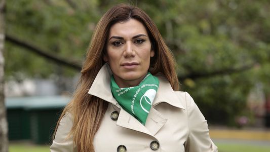 Florencia de la V: Muchas veces mentí con la muerte de mi mamá por vergüenza