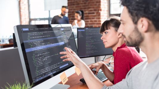 Según LinkedIn, estos son los profesionales que más se necesitan en las empresas