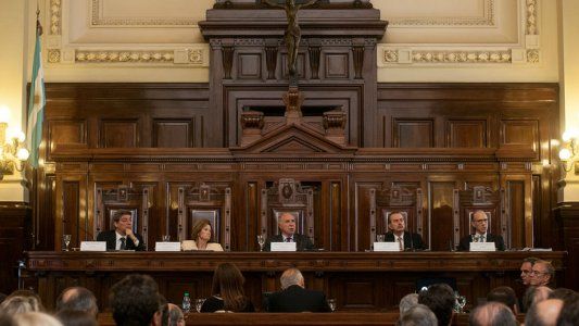 La Corte Suprema rechazó una indemnización por despido de un médico monotributista