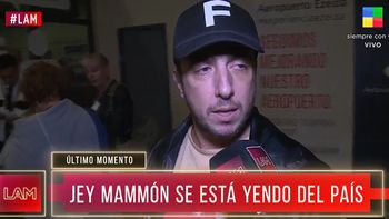 El video de Jey Mammon abandonando el país tras la denuncia de abuso de Lucas Benvenuto
