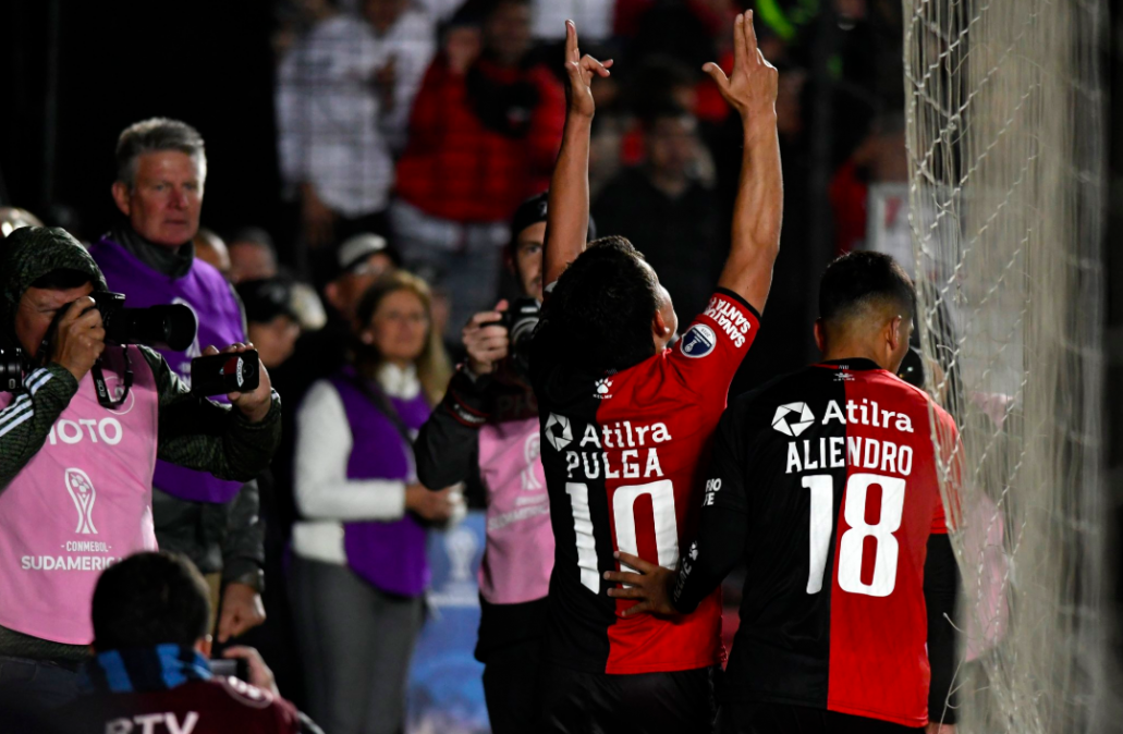 Copa Sudamericana: Colón le ganó 2-1 a Atletico Mineiro en Santa Fe y sacó ventaja en la semifinal de ida