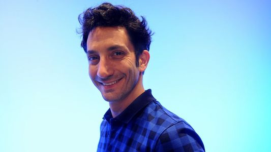 Netflix: la serie corta con Juan Minujín que apenas tiene 6 capítulos y causa furor