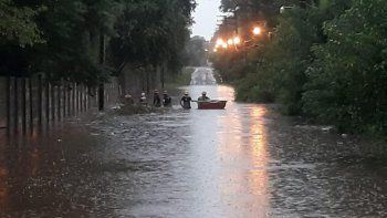 Benavidez: buscan a un remisero que desapareció en medio del temporal