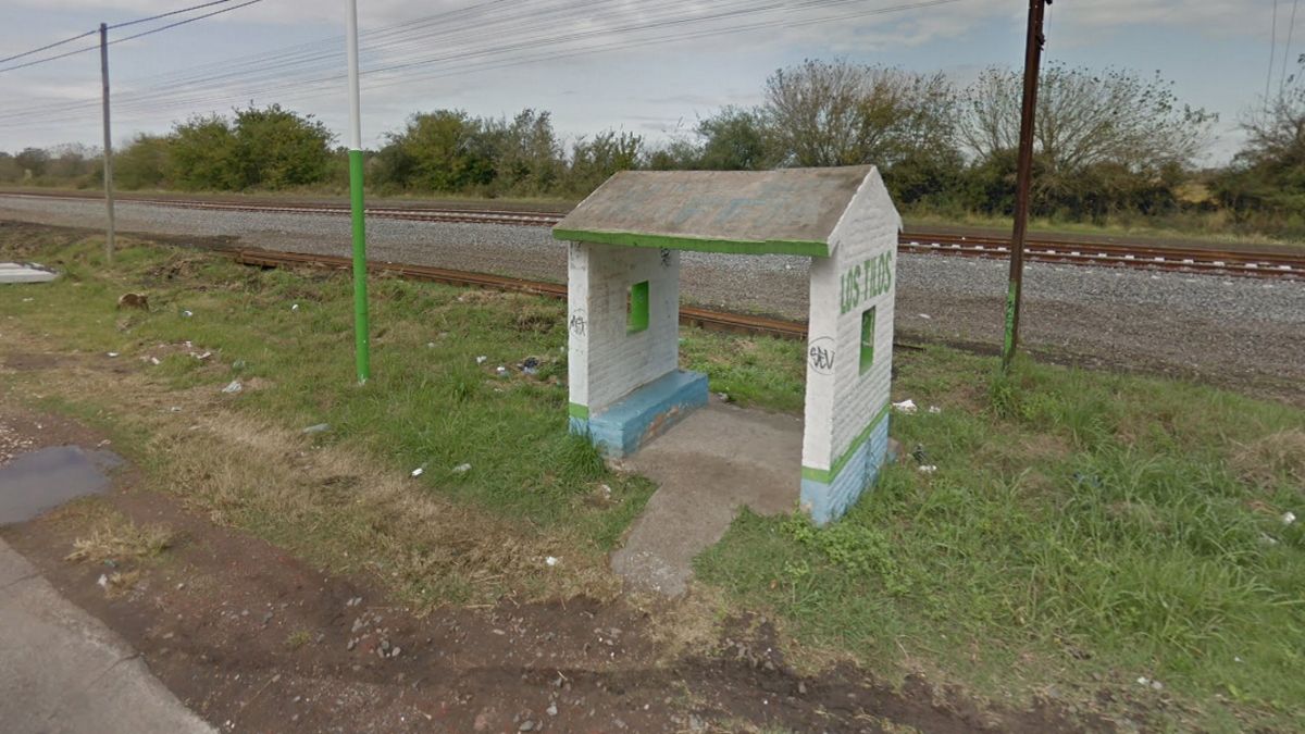 La parada de colectivo donde fue abordada la joven (Foto: Google Maps).