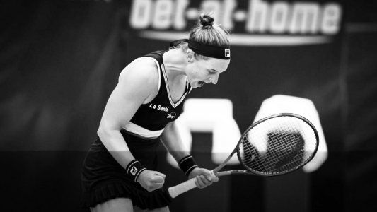 Podoroska le ganó a Giorgi en tres sets y avanzó a los cuartos de final del WTA de Linz