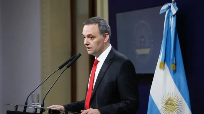 Con el respaldo de Milei, Adorni presentará su informe de gestión en Diputados